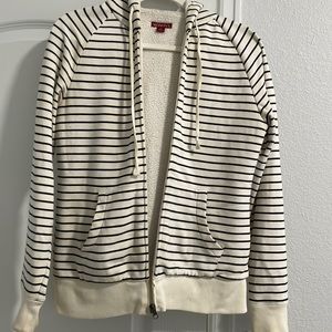 Small merona zip up hoodie. Good condition.